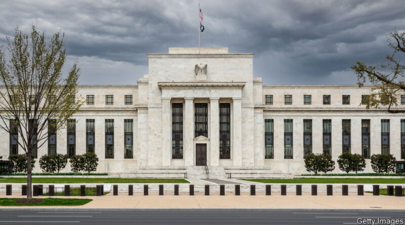 The Federal Reserve must choose between inflation and market chaos