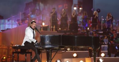 Lionel Richie, Katy Perry sing for royal coronation concert