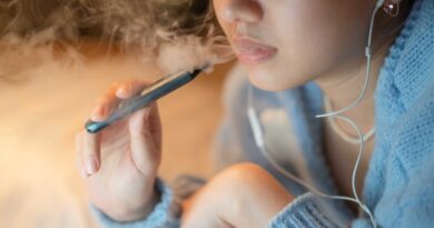 Australia cracks down on vaping, accuses Big Tobacco of targeting youth