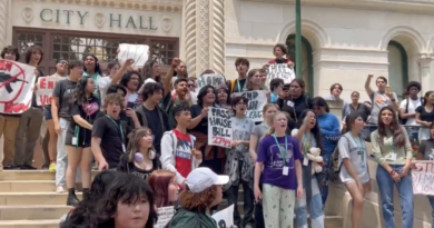 Texas Students Pressure Republicans On Gun Violence With Large Protest