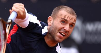 Dan Evans