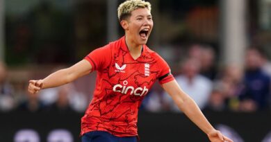 Women's Ashes: England bowler Issy Wong relishes battle with 'one of the best sports teams in history'