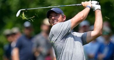 Rory McIlroy tied for lead at Memorial tournament | 'I’m battling and hanging in there!'