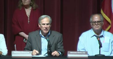 Greg Abbott claims Texas law enforcement misled him