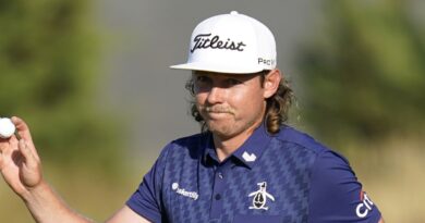 LIV Golf London: British Open champion Cameron Smith leads by one after birdie streak on day one