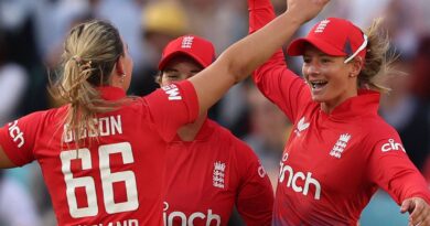 Women's Ashes: Danni Wyatt's 76 sets up England win in second T20I vs Australia to maintain Ashes hopes