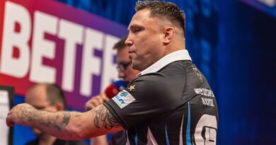 Gerwyn Price and Michael Smith eliminated from World Matchplay Darts in night of shocks