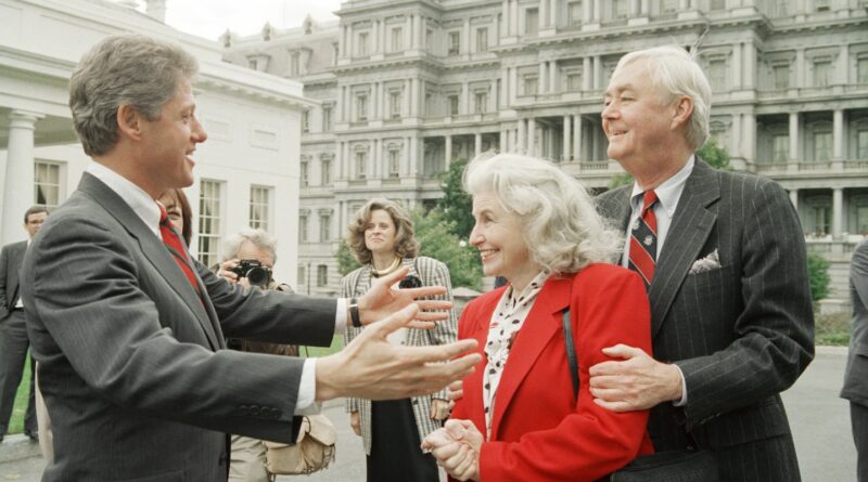 Elizabeth Moynihan, impassioned scholar of Mughal gardens, dies at 94