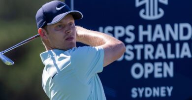 DP World Tour: Cameron Davis leads Australian Open after round one; Cameron Smith eight shots back