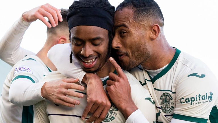 DUNDEE, SCOTLAND - NOVEMBER 25: Hibernian's Jair Tavares (C) celebrates scoring to make it 1-0 with his teammates during a cinch Premiership match between Dundee and Hibernian at the Scot Foam Stadium at Dens Park, on November 25, 2023, in Dundee, Scotland. (Photo by Ross Parker / SNS Group)