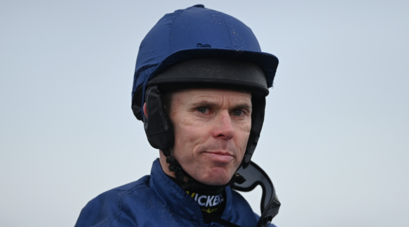 Jockey Graham Lee