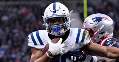 Indianapolis Colts 10-6 New England Patriots: Jonathan Taylor scores decisive TD as Mac Jones is benched in fourth quarter