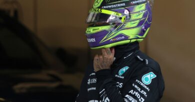 Lewis Hamilton at a loss to explain his Mercedes at Abu Dhabi GP after second early qualifying exit in a row