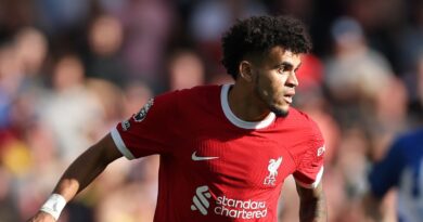 Luis Diaz: Liverpool forward will decide if he plays against Luton on Sunday, says Jurgen Klopp, with father still missing