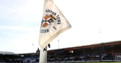 Kenilworth Road corner flag