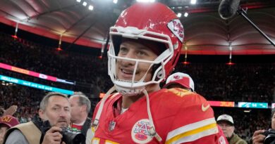 Patrick Mahomes and Andy Reid hails Kansas City Chiefs defense after victory over Miami Dolphins in Frankfurt