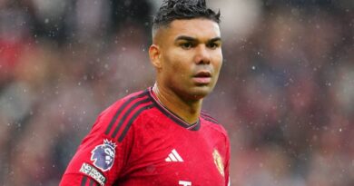 Casemiro cuts a frustrated figure after Manchester United fall behind to Crystal Palace