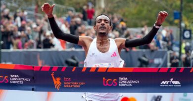 New York City Marathon: Tamirat Tola sets men’s record as Hellen Obiri takes women’s title