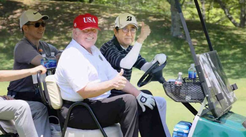 Trump Realizes That He's Fat After Looking At Courtroom Sketch