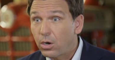 Ron DeSantis admits that Trump lost the 2020 election.