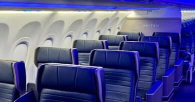 Flying United's new first-class recliners on the snazzy Airbus A321neo - The Points Guy