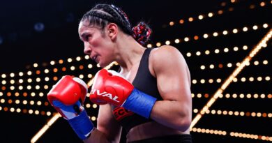 NEW YORK, NY - FEBRUARY 04: Amanda Serrano boxes against Erika Cruz to become the undisputed featherweight champion of the world on February 4, 2023 at the Hulu Theater at Madison Square Garden in New York. (Photo by Rich Graessle/Icon Sportswire) (Icon Sportswire via AP Images)