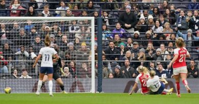 MARTHA THOMAS SCORES NLD OPENER