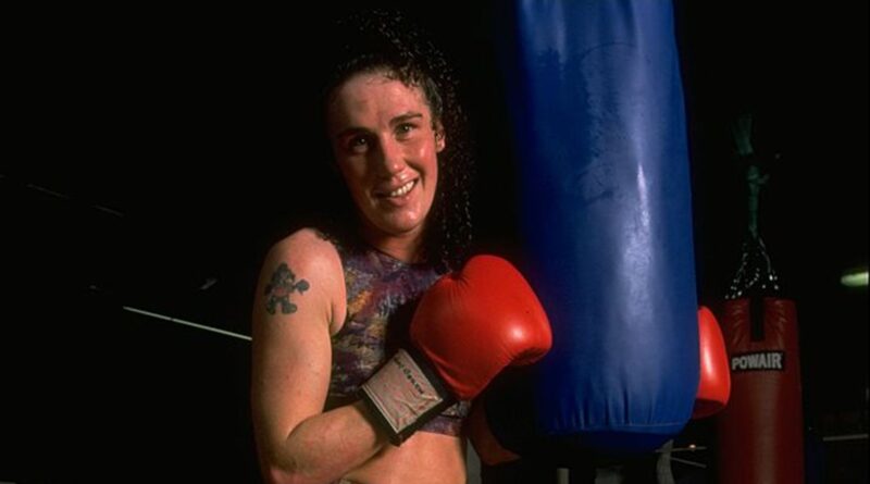 Jane Couch calls for women to box three-minute rounds and reflects on being inducted into the Hall of Fame