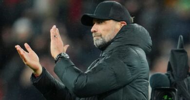 Jurgen Klopp unhappy with Anfield atmosphere during Carabao Cup win over West Ham