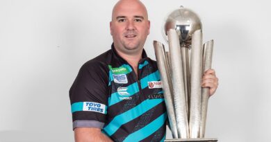 World Darts Championship: Rob Cross says he's playing his most consistent arrows in five years