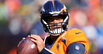 Russell Wilson: Denver Broncos bench quarterback for rest of NFL season with Jarrett Stidham to start