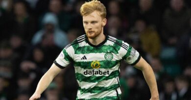 GLASGOW, SCOTLAND - DECEMBER 16: Celtic's Liam Scales during a cinch Premiership match between Celtic and Heart of Midlothian at Celtic Park, on December 16, 2023, in Glasgow, Scotland.  (Photo by Craig Foy / SNS Group)