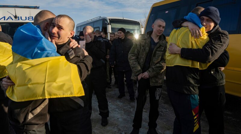 Russia, Ukraine trade POWs with no new word of passengers on downed plane