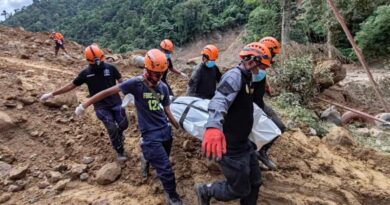 55 dead in Philippines landslide that buried a village