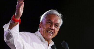 Sebastián Piñera, former Chilean president and billionaire mogul, dies at 74