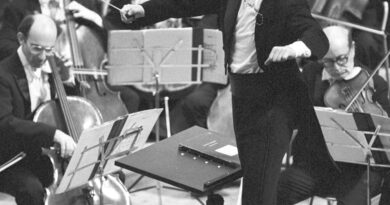 Seiji Ozawa, groundbreaking Asian conductor, dies at 88