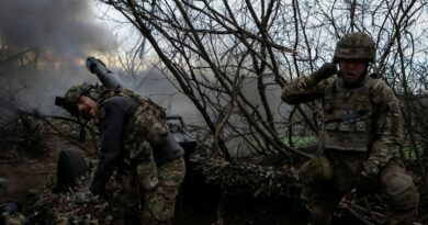 Amid war setbacks and complaints, Ukraine changes another top general