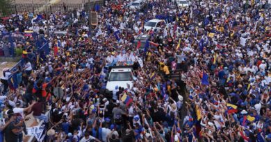 Venezuelans vote in election that could oust an autocrat