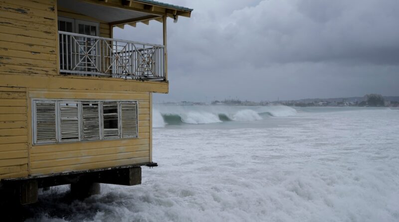 Hurricane Beryl closing in on islands in Caribbean