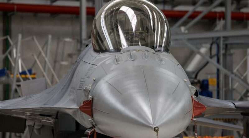 F-16 fighter jets arrive in Ukraine but may not tip advantage against Russia