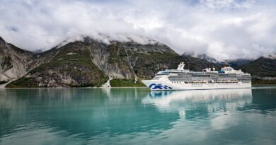 Alaska cruise packing list: What to pack for a cruise up north - The Points Guy