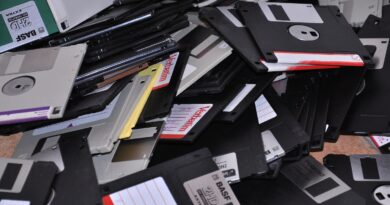 Japan won its ‘war’ on floppy disks, but its love of archaic tech lingers