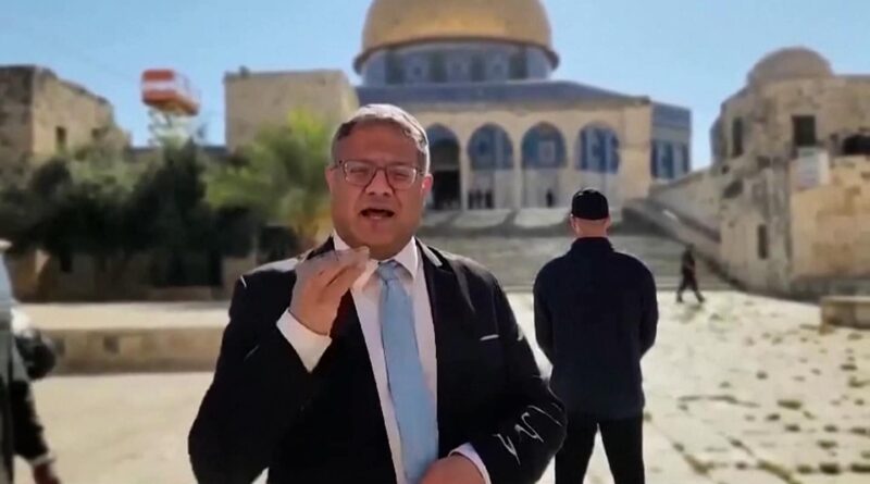 Israeli right-wing minister visits Temple Mount, showcasing influence